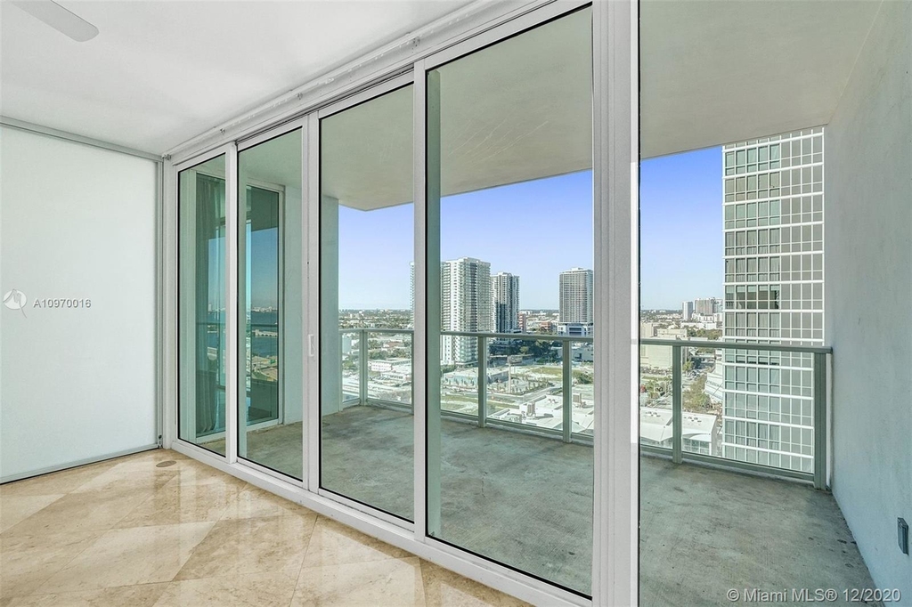 1040 Biscayne Blvd - Photo 20