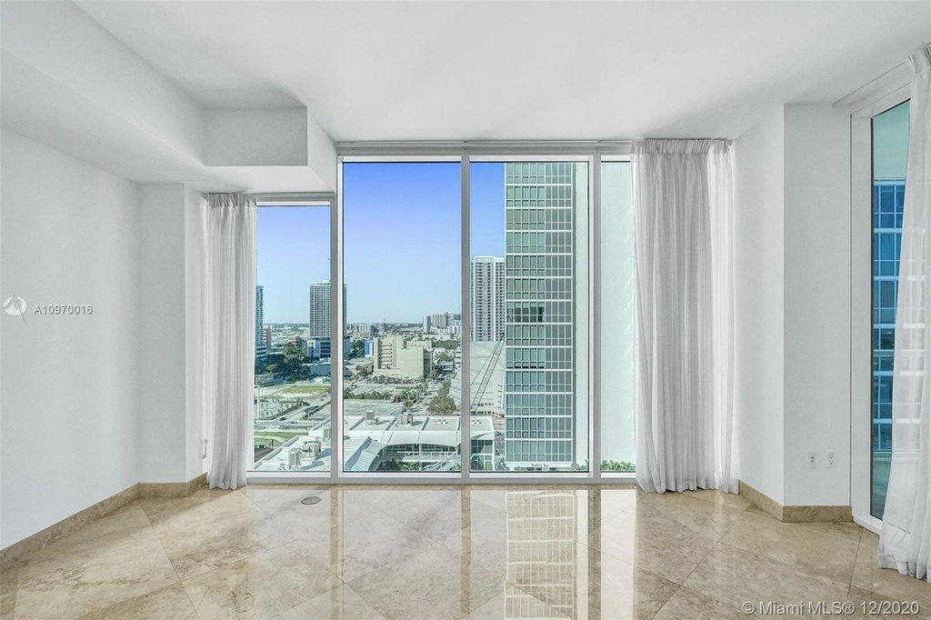 1040 Biscayne Blvd - Photo 12