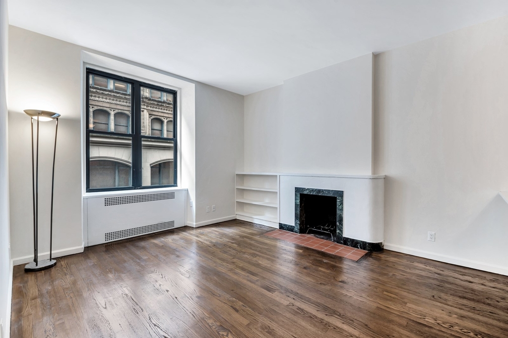 121 Madison Avenue - Photo 2