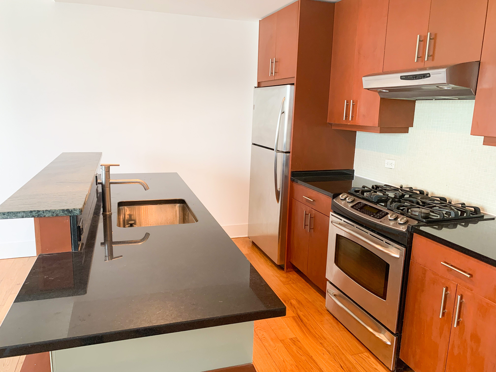 440 Kent Ave  - Photo 2