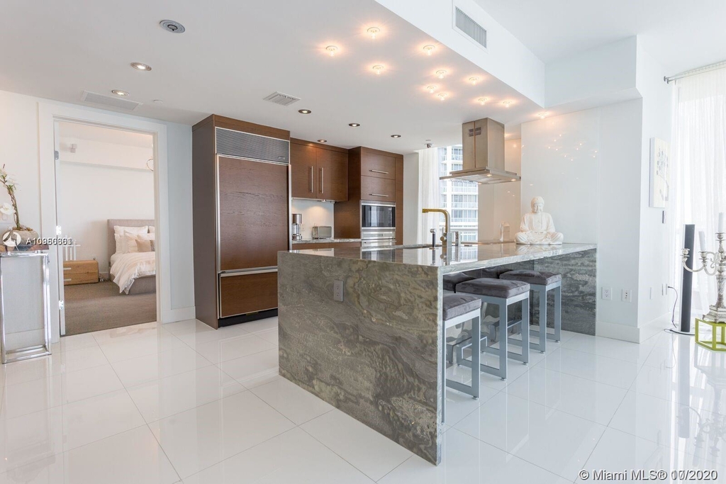 495 Brickell Ave - Photo 5