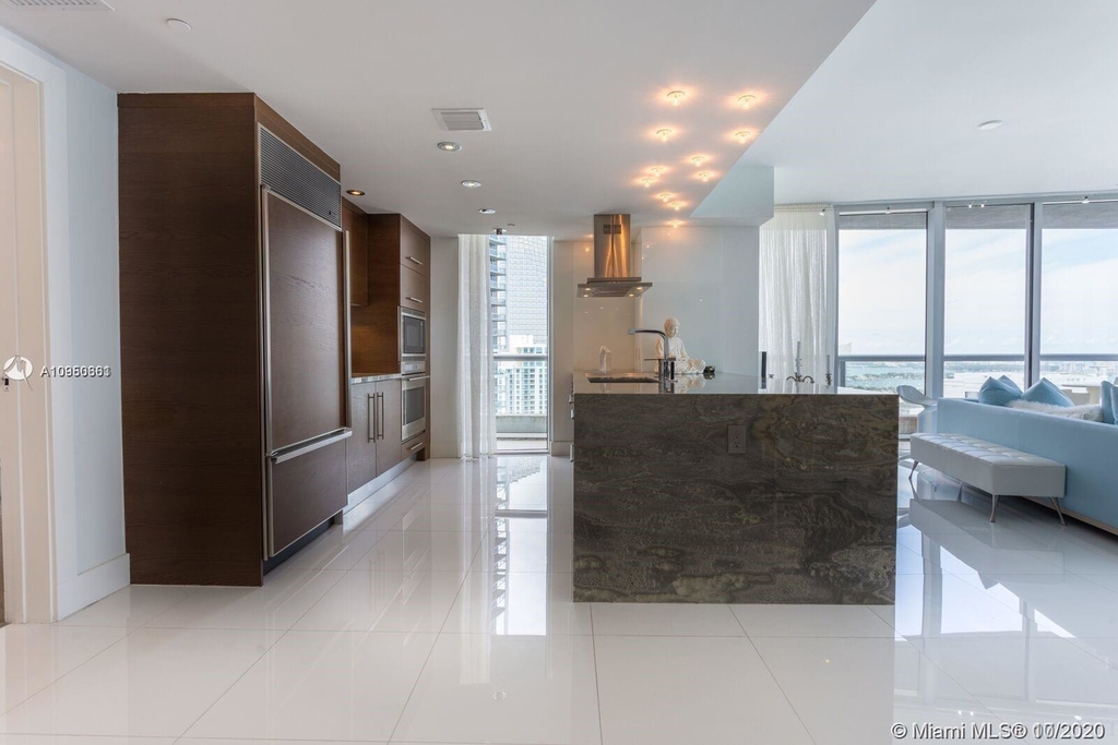 495 Brickell Ave - Photo 4