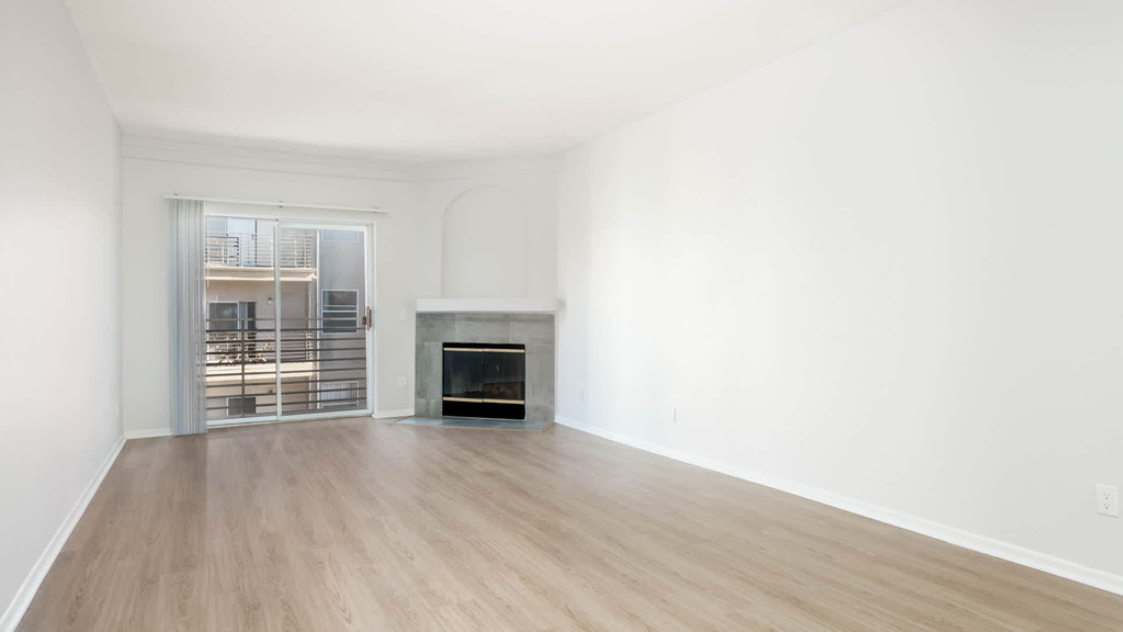 12629 El Camino Real - Photo 8