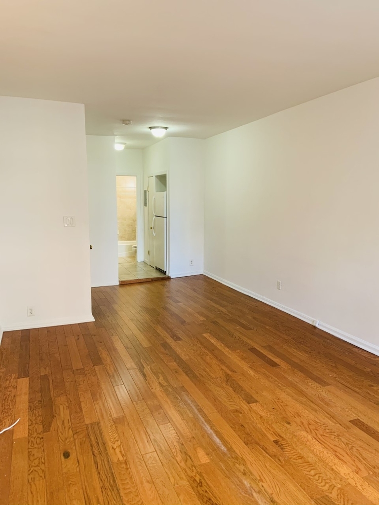 427 East 80th Street - Photo 1