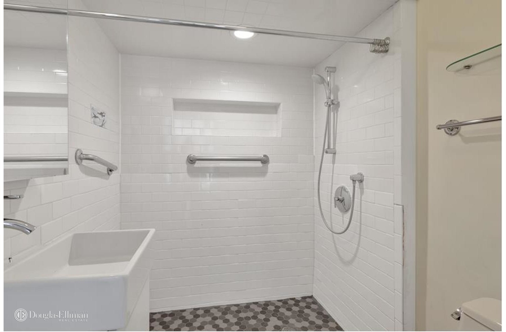 50 West 29th St - Photo 7