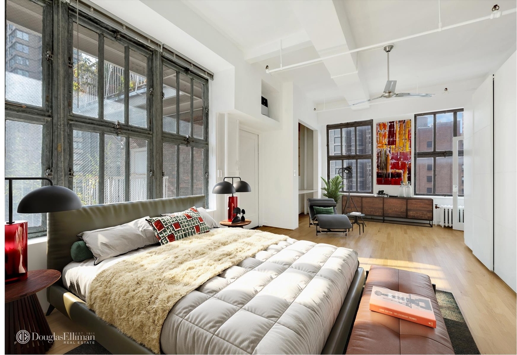 50 West 29th St - Photo 2