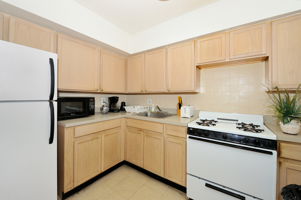 16 East 118th Street - Photo 1