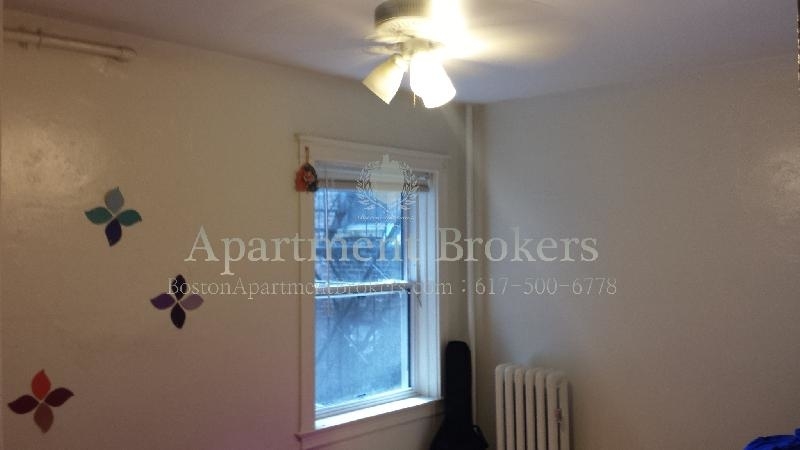 41 Hemenway St. - Photo 2