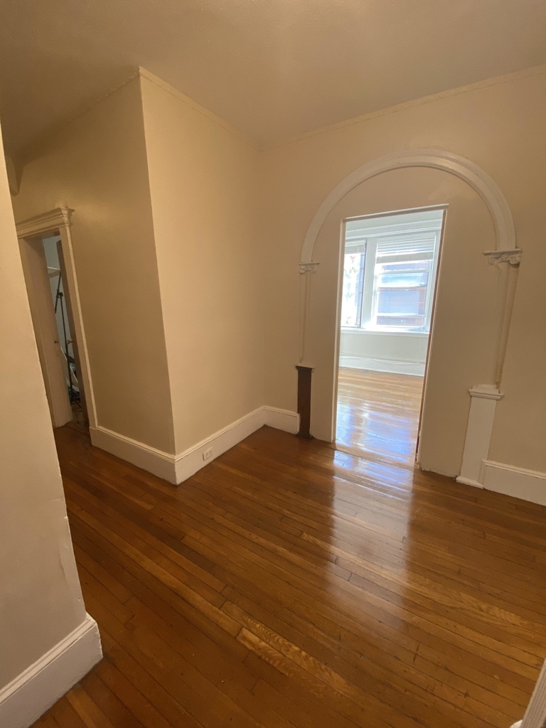 41 Hemenway St. - Photo 10