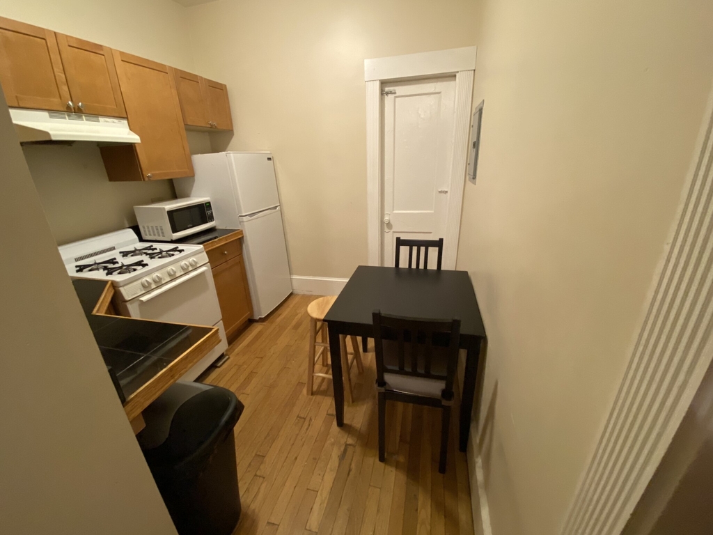 41 Hemenway St. - Photo 6