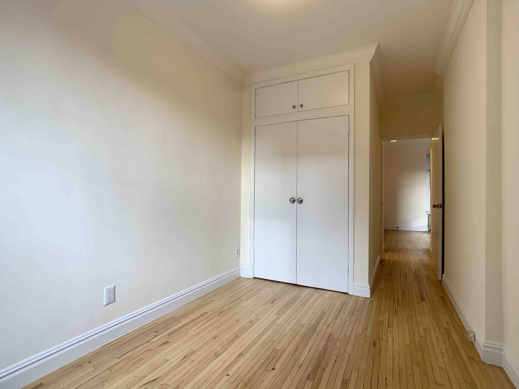 210 East 83rd Street - Photo 3