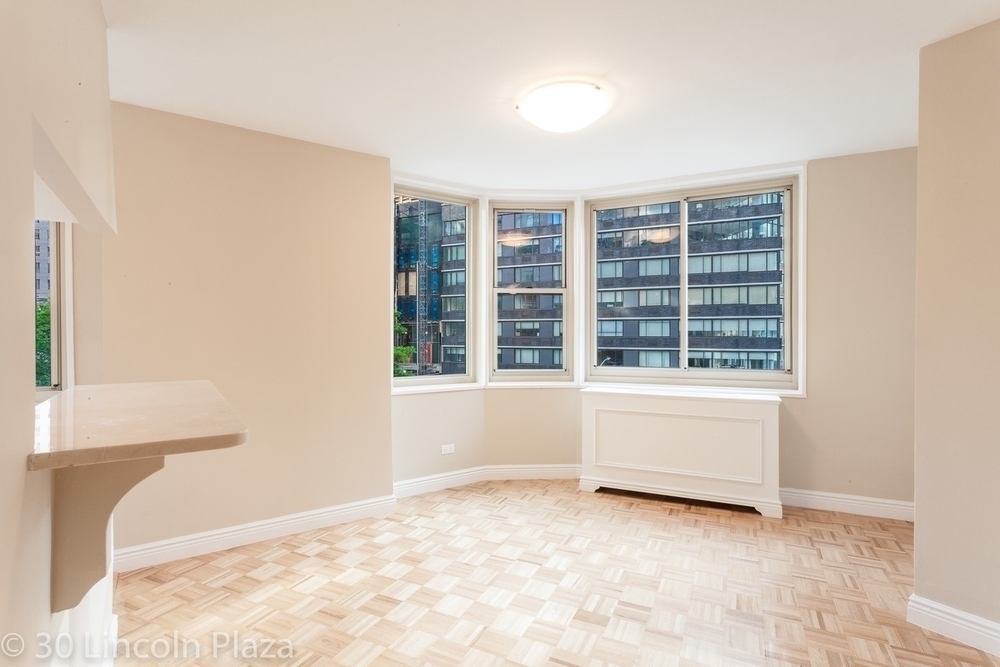 30 West 63rd Street - Photo 1