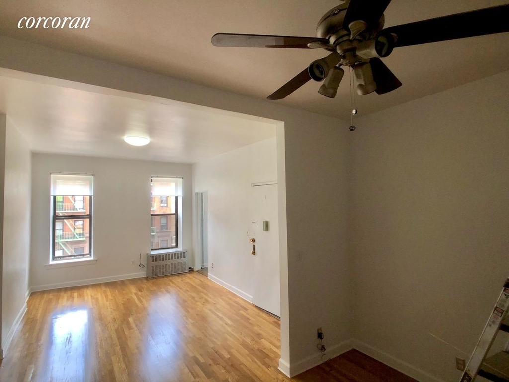 930 Amsterdam Avenue - Photo 2