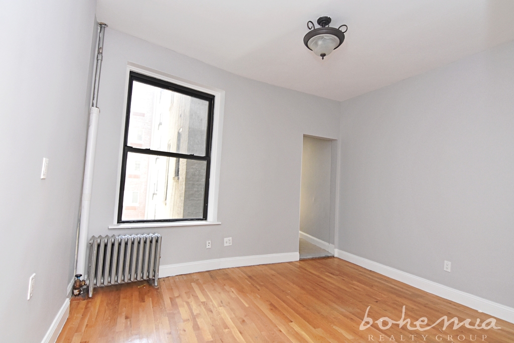 220 West 116th Street - Photo 7