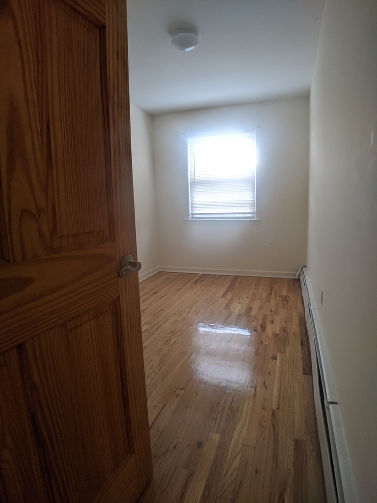 28-49 38th Street - Photo 6