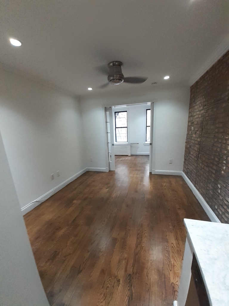 309 Mott Street - Photo 4