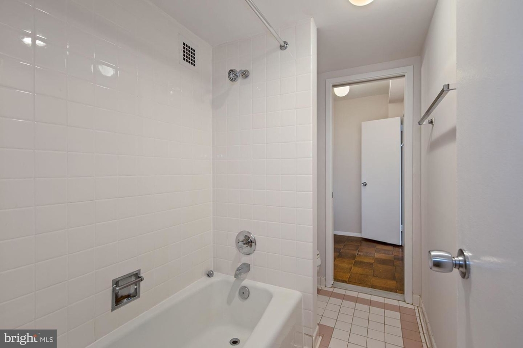 4515 Willard Ave #720s - Photo 5