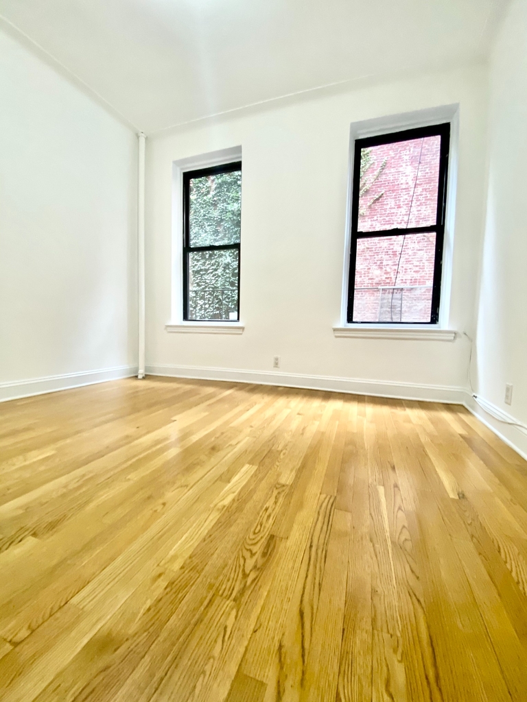 204 East 84th Street - Photo 1