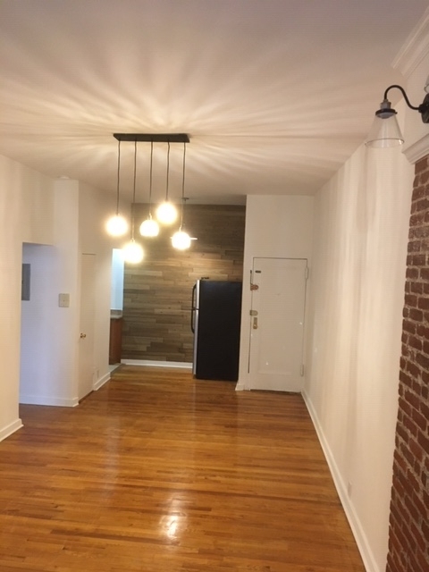 433 East 82nd Street - Photo 1