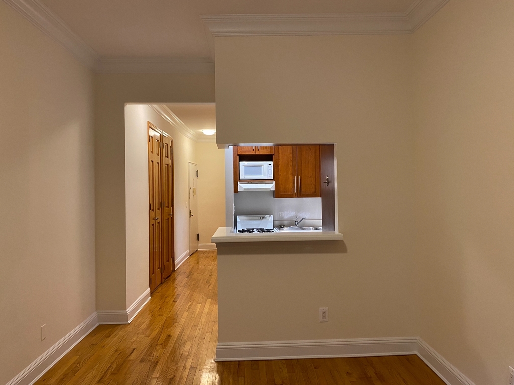 173 East 83rd Street - Photo 5