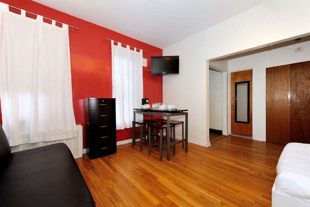 201 East 89th Street - Photo 3