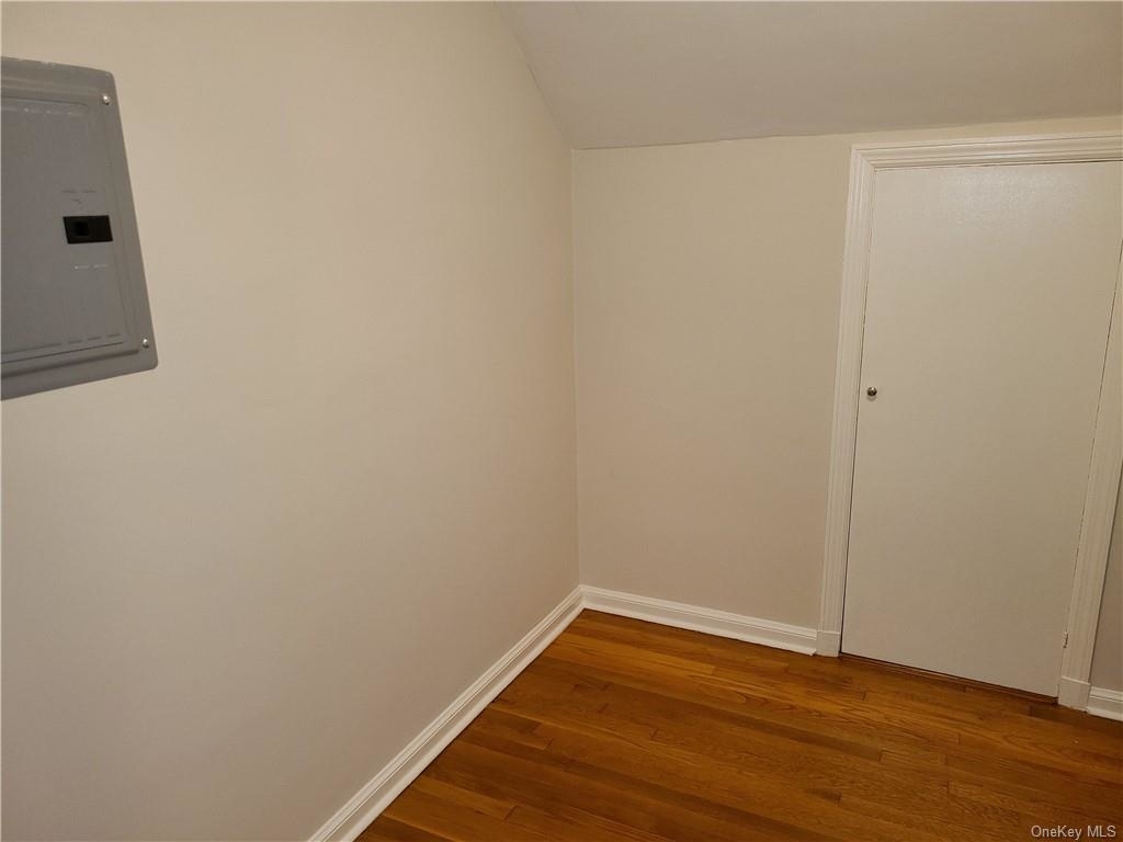 315 Travers Avenue - Photo 11