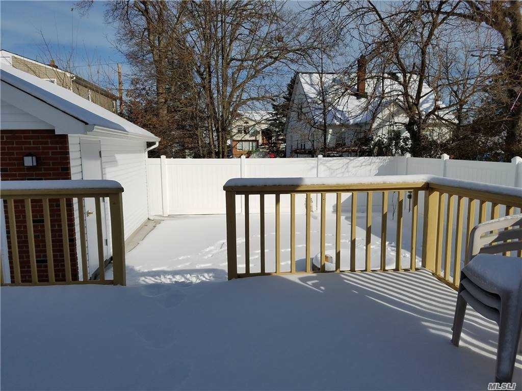 2427 Gladmore Street - Photo 14