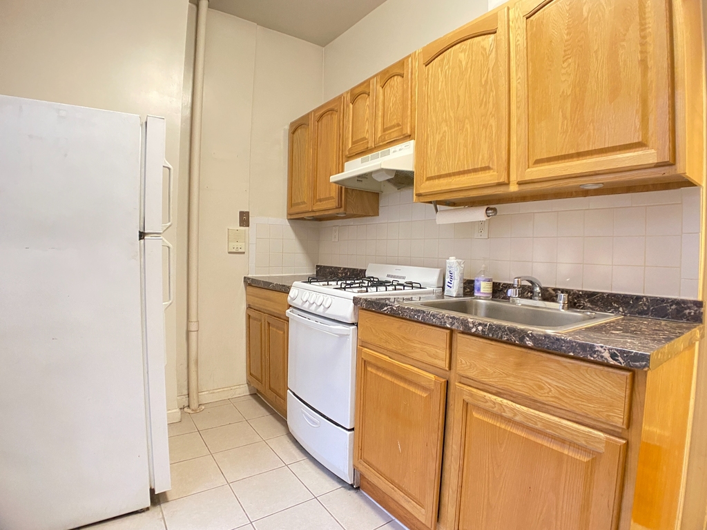 561 West 140th Street - Photo 2