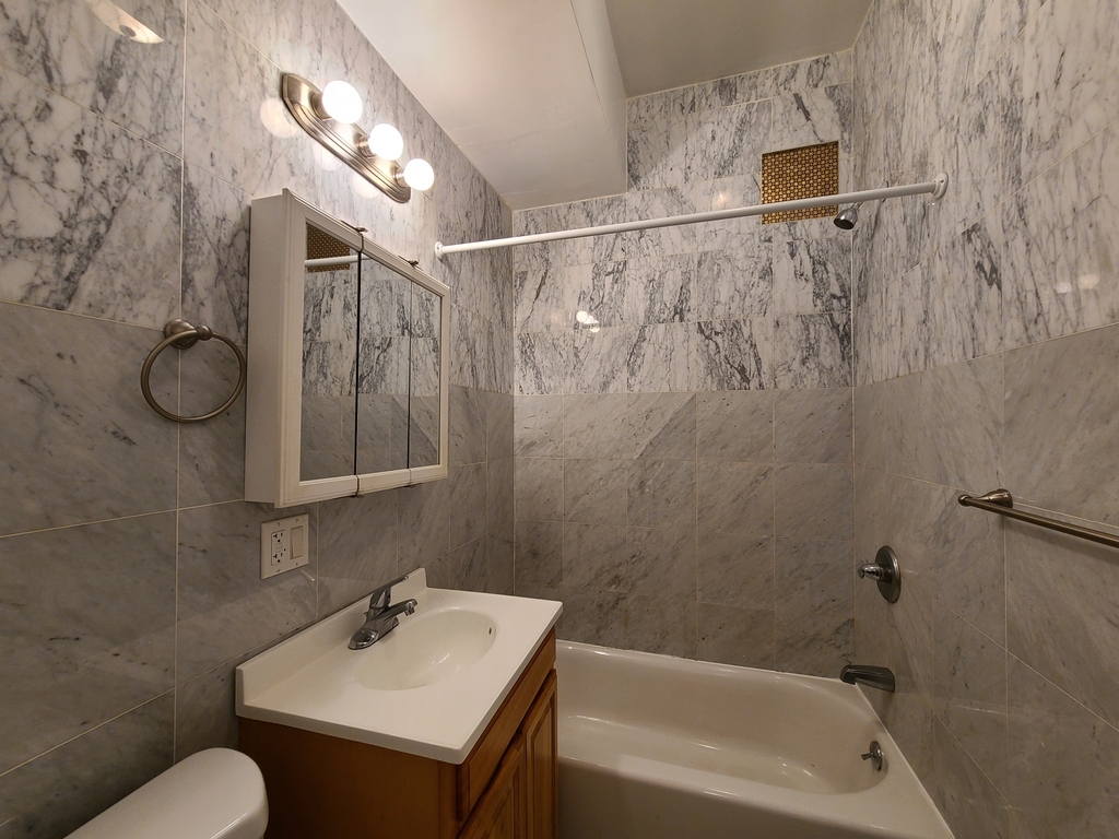 139 Joralemon Street - Photo 3