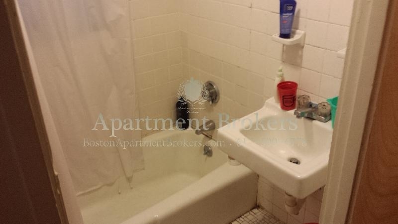 41 Hemenway St. - Photo 0