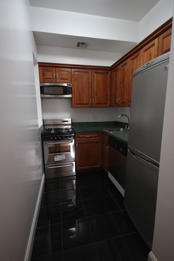 307 West 83rd Street - Photo 2