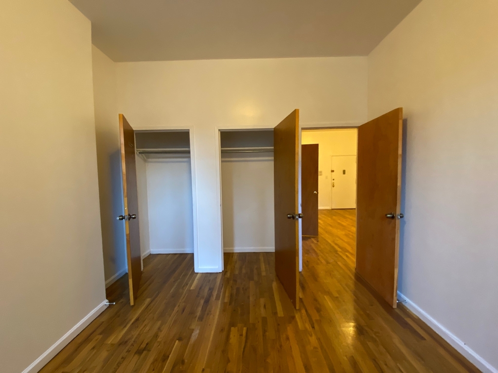 95 Seigel Street - Photo 2