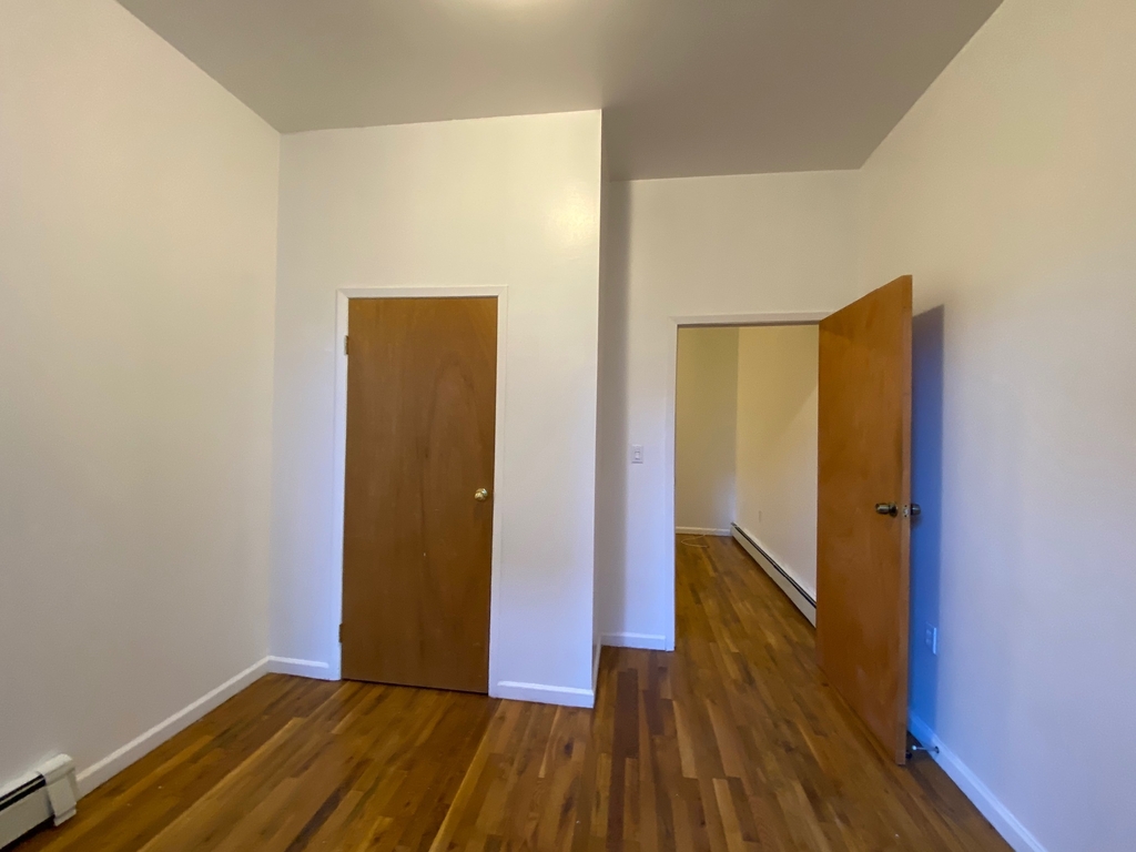 95 Seigel Street - Photo 6