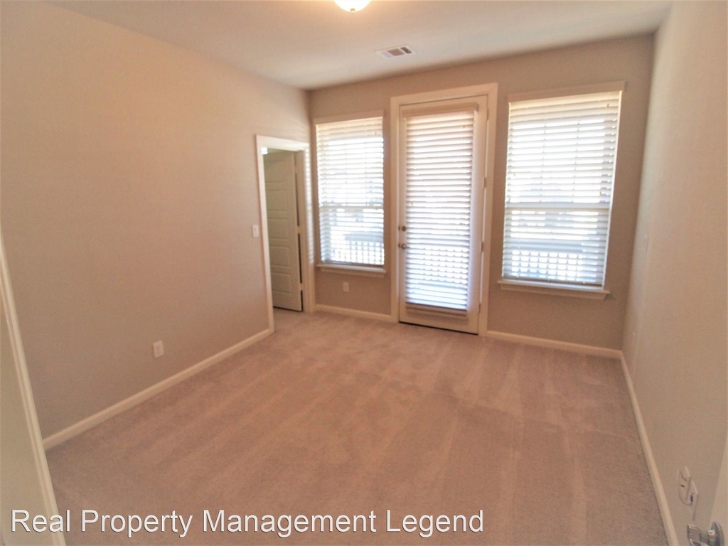 4000 Lemon Grass Way - Photo 20