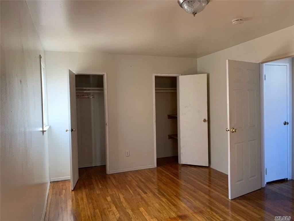 464 N Corona Avenue - Photo 3