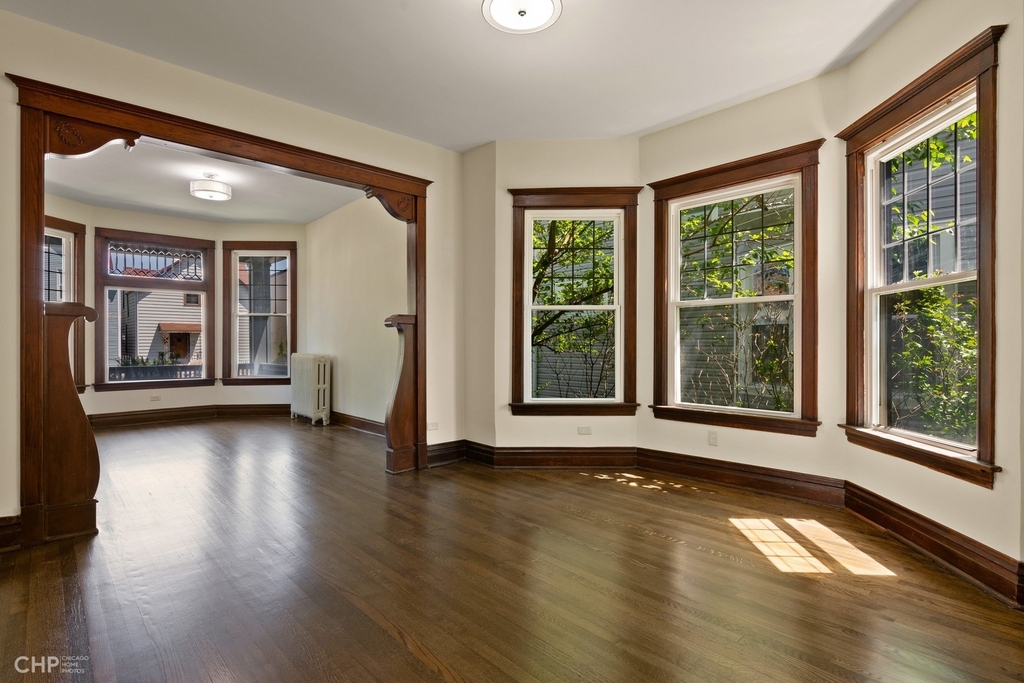 2444 North Central Park Avenue - Photo 2