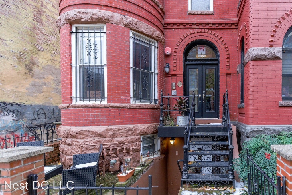 1312 W St Nw - Photo 1