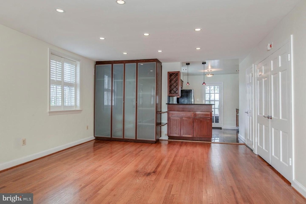 1401 35th St Nw - Photo 21