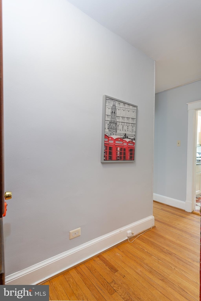 2410 20th Street Nw - Photo 9