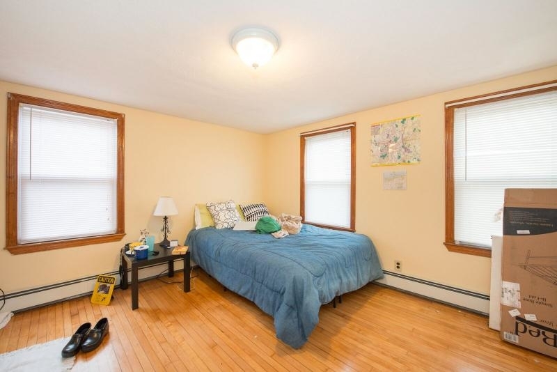 588 Somerville Ave. - Photo 1