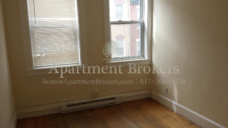 164 Endicott St. - Photo 6