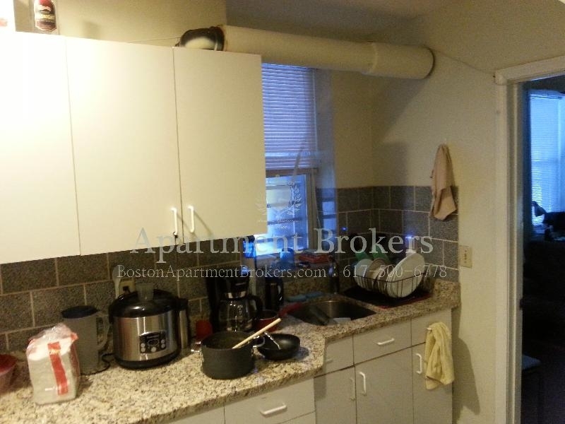 168 Hemenway St. - Photo 1