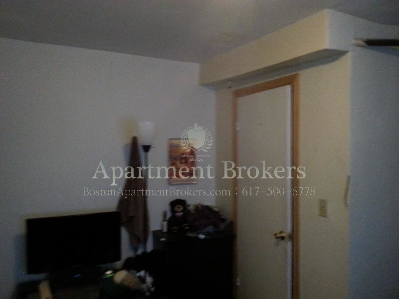 168 Hemenway St. - Photo 0