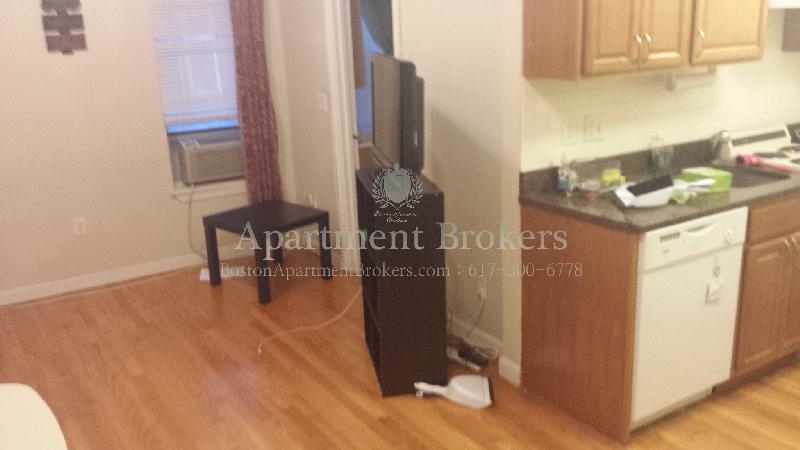 312 Huntington Ave. - Photo 7