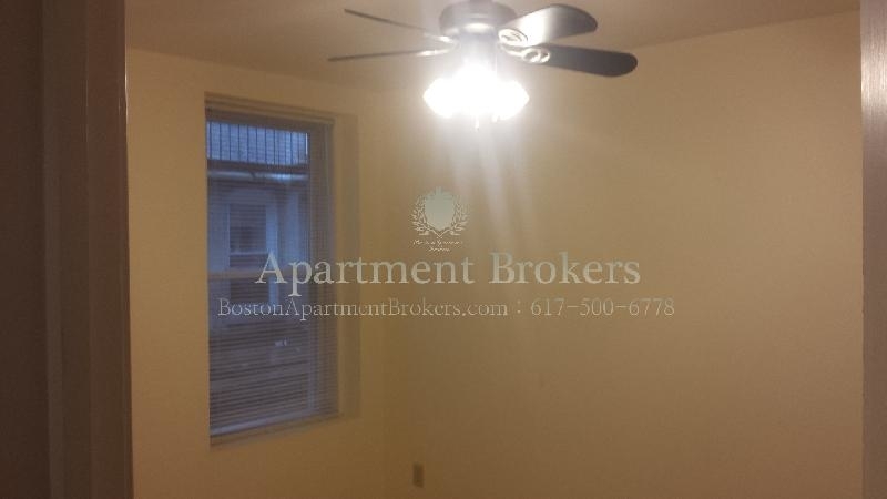 223 Hanover St. - Photo 3