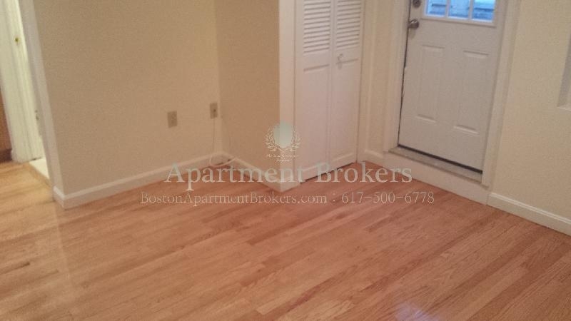 223 Hanover St. - Photo 7