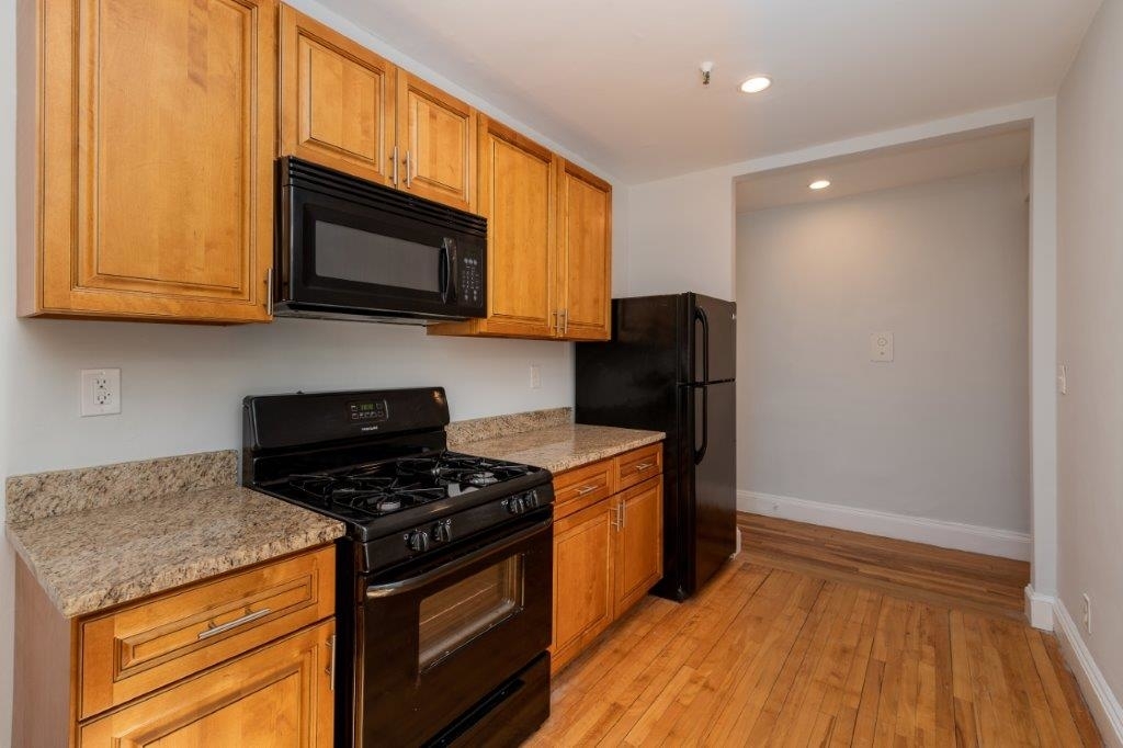 291 Chestnut Hill Ave. - Photo 1