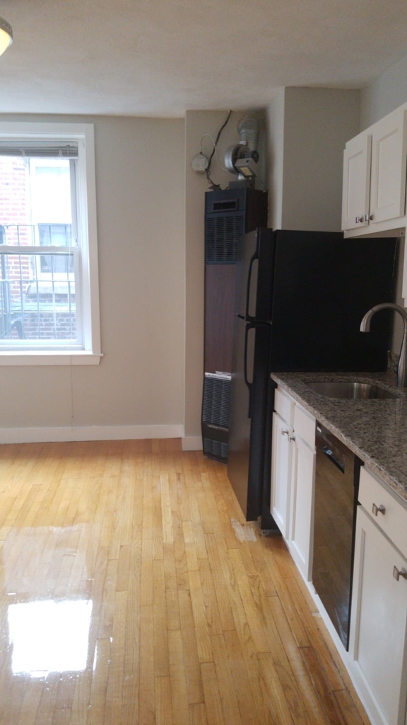 148 Endicott St. - Photo 4