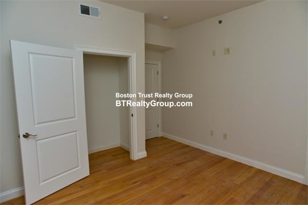 51 Dudley St. - Photo 10