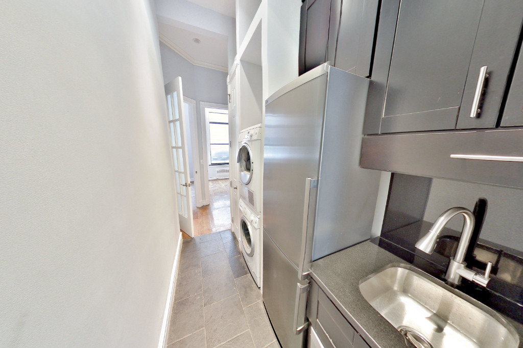 424 W 51st St. - Photo 2